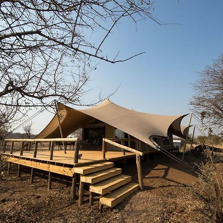 Tlouwana Camp Villa Kasane Exteriör bild