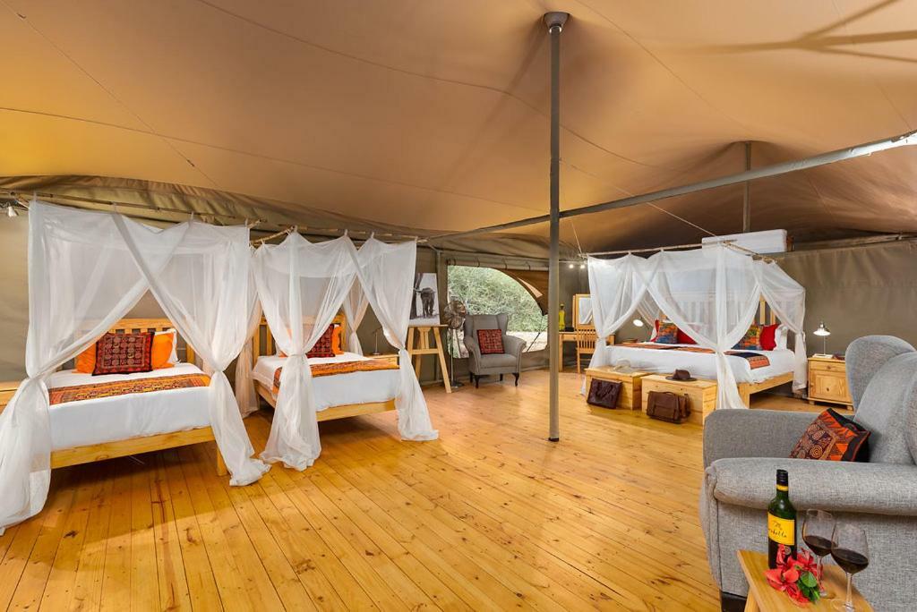 Tlouwana Camp Villa Kasane Exteriör bild